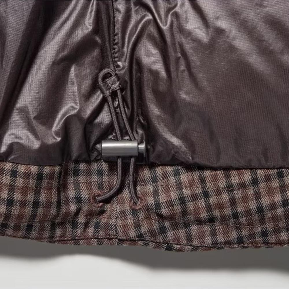 Uniqlo Brown Patterned Down Jacket Size Small - image 4